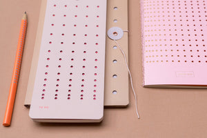 NOTEBOOK WITH JAPANESE CLOSURE