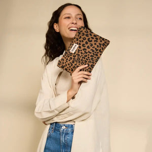 EMMA LEO ETUI