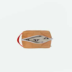 TOILETRY BAG