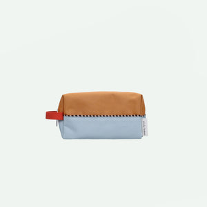 TOILETRY BAG