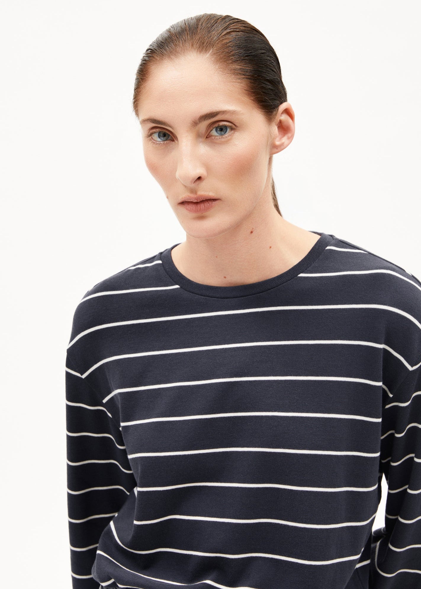 MARYNAA FINE STRIPE