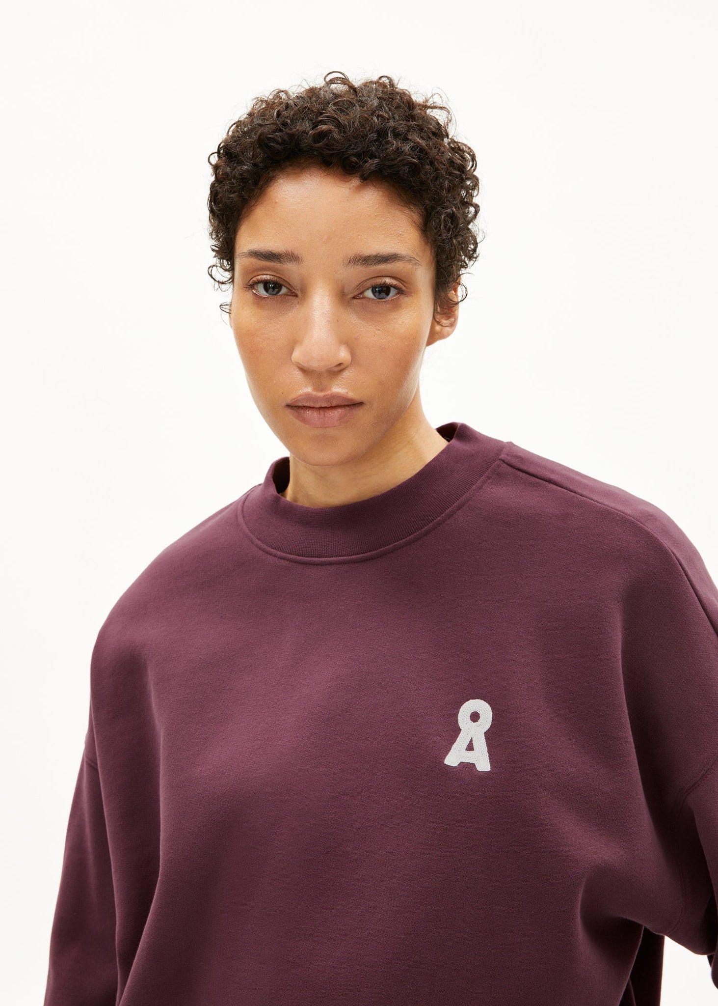 ICONIC Å ALIZAA SWEAT