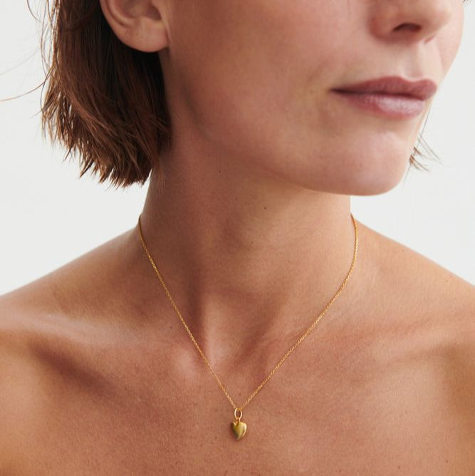 LOVE PENDANT