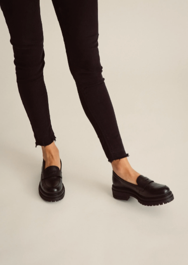 CLASSIC MOCCASINS