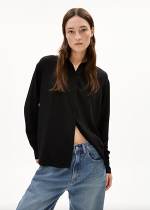 LARISAANA LONGSLEEVE BLOUSE