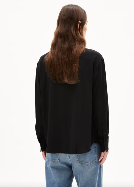 LARISAANA LONGSLEEVE BLOUSE