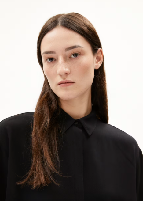 LARISAANA LONGSLEEVE BLOUSE