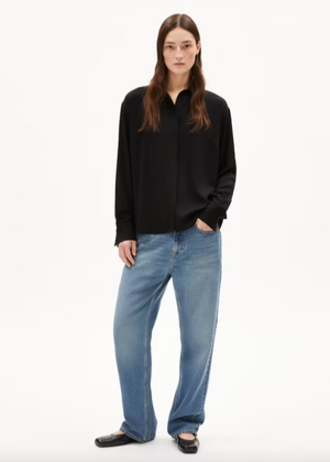 LARISAANA LONGSLEEVE BLOUSE