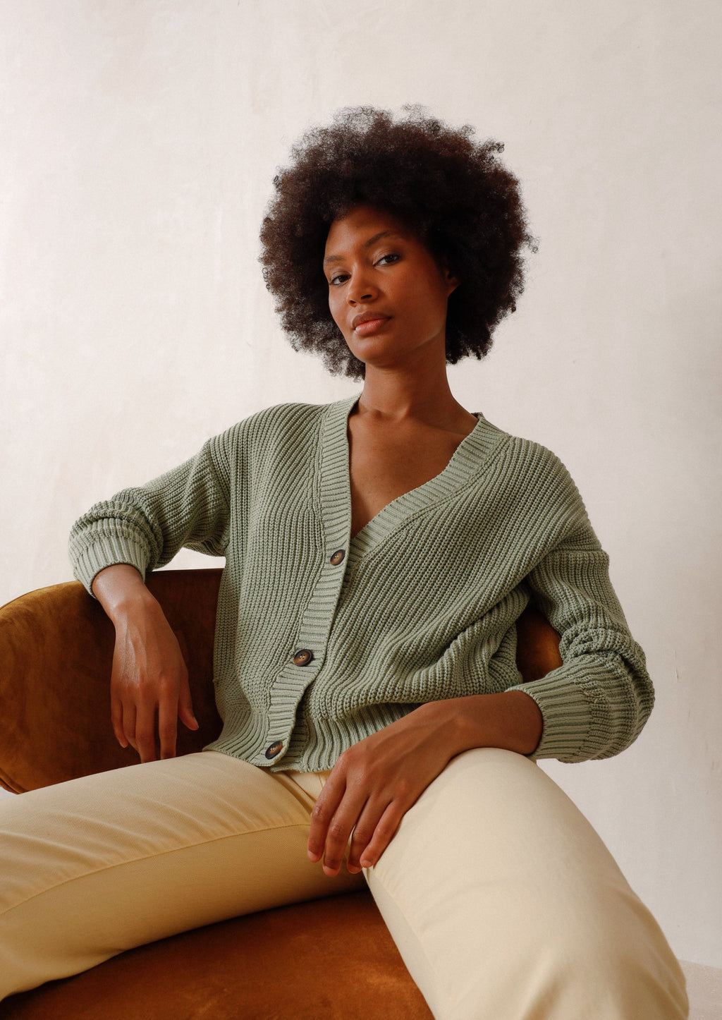 KNITTED CARDIGAN