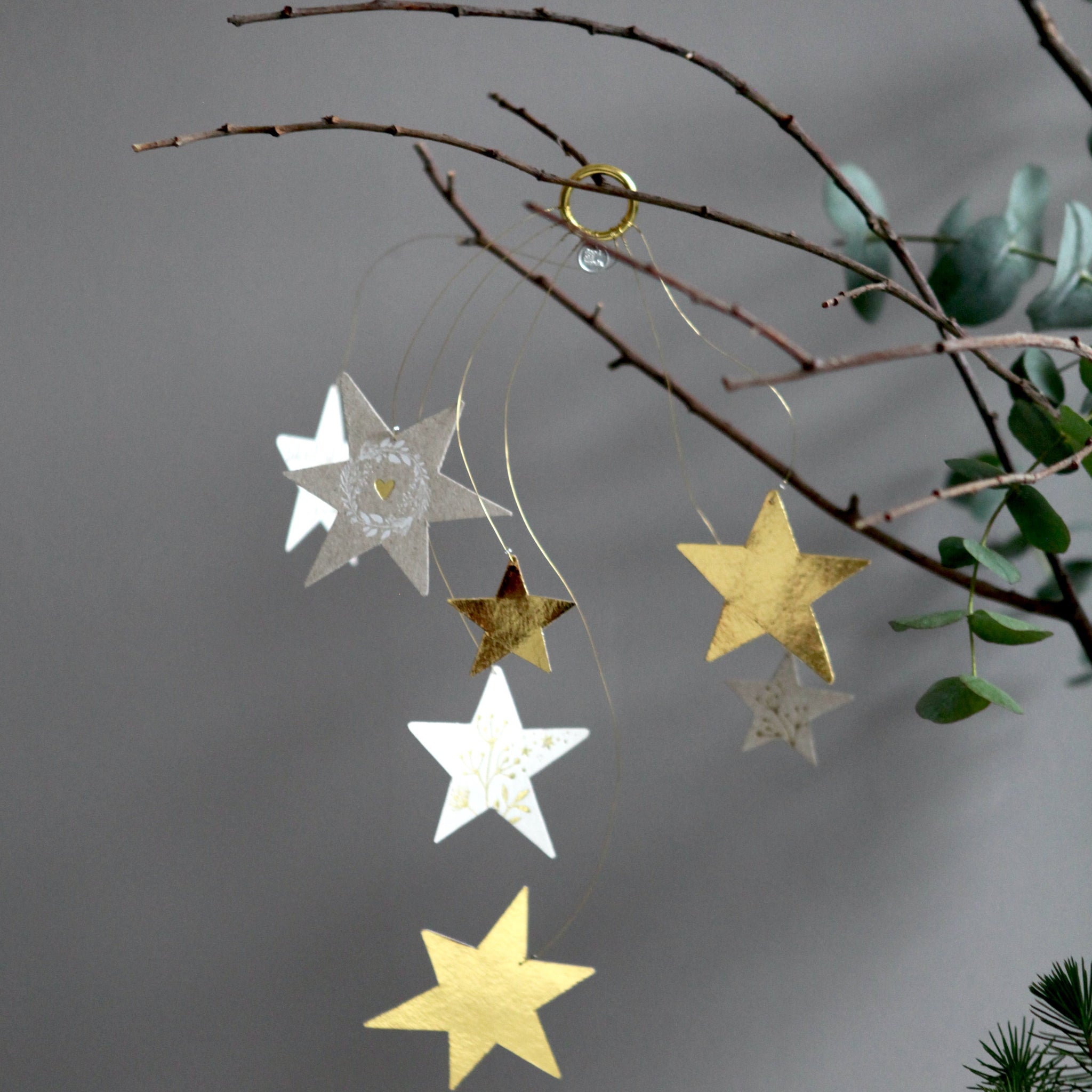 KLEINER STERNENREGEN