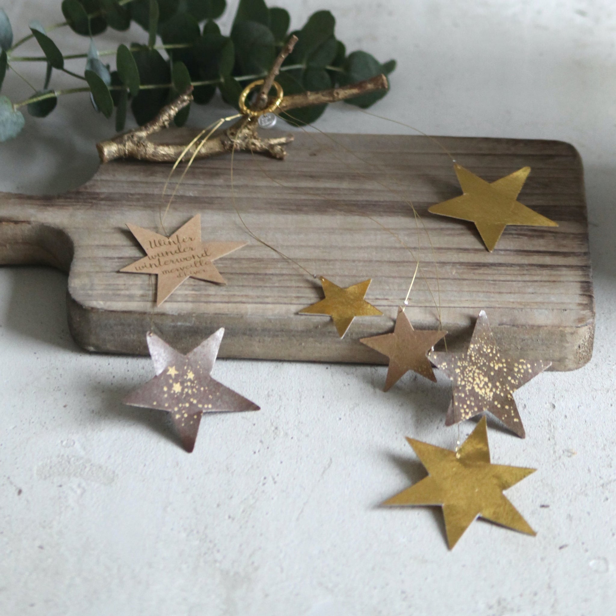 KLEINER STERNENREGEN