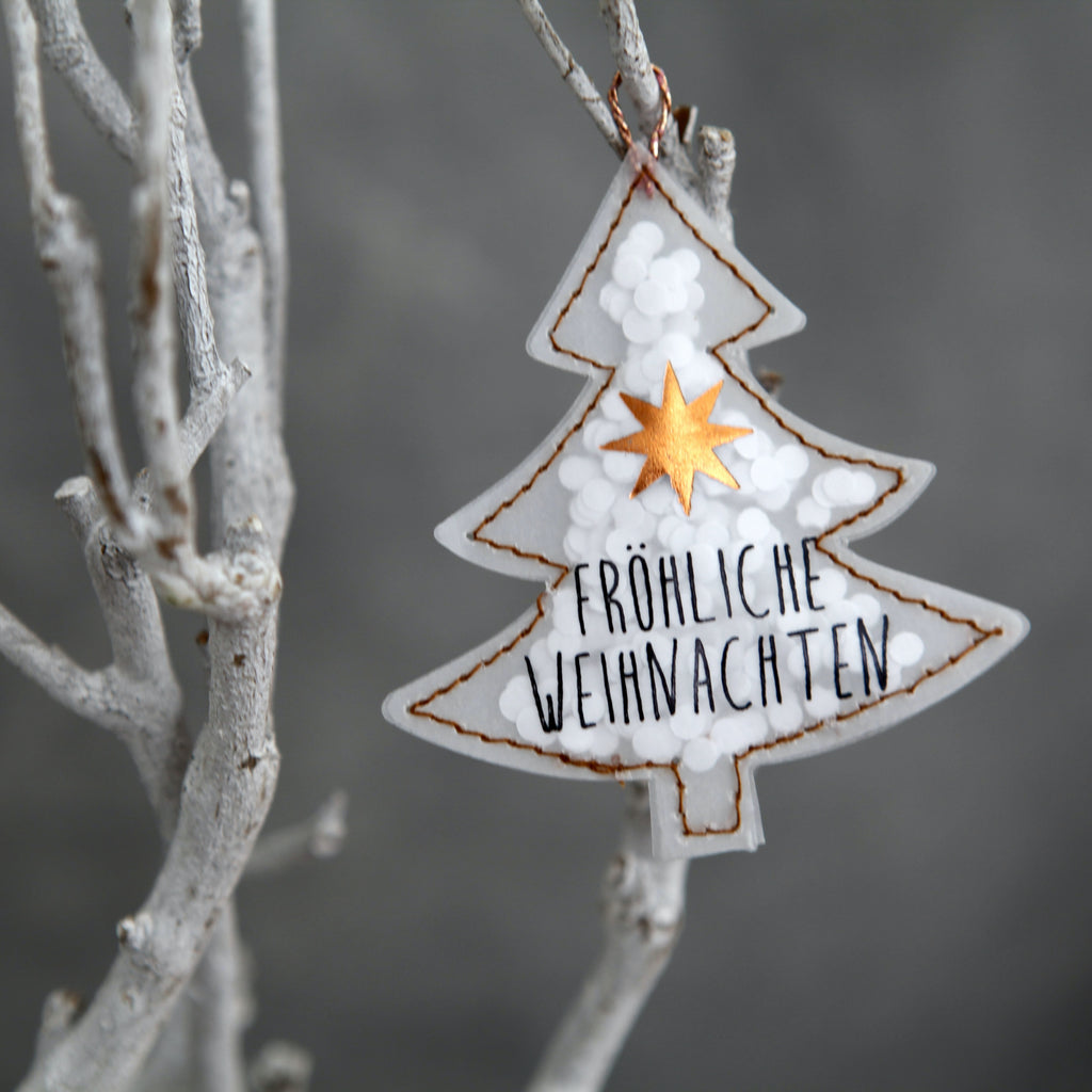 KONFETTI STERNE + BÄUME