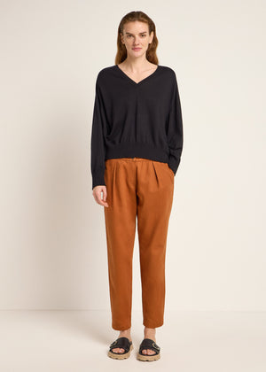 PULLOVER MIT V-AUSSCHNITT