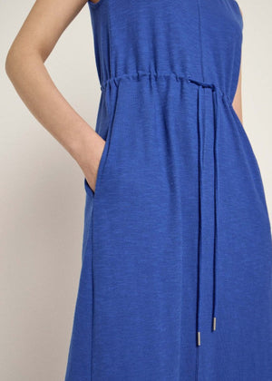 MAXIKLEID