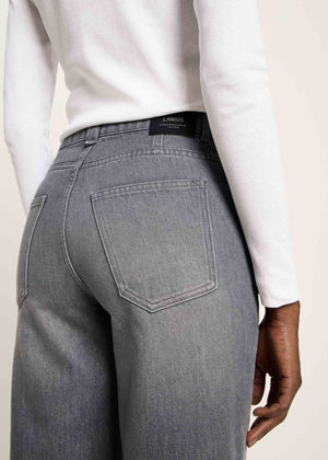 RELAXED JEANS