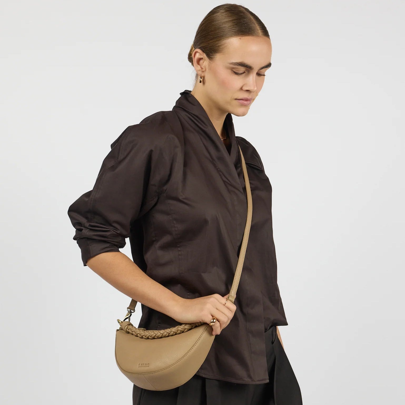 LEO MINI TWISTED HANDLE – Kohnoa