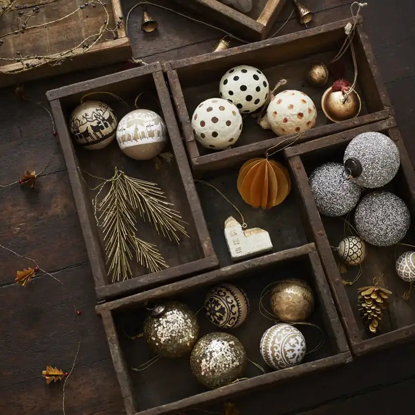 GLITTER ORNAMENT