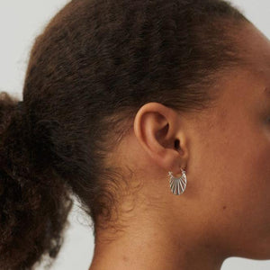 SMALL MISTY LIGHT EARRINGS