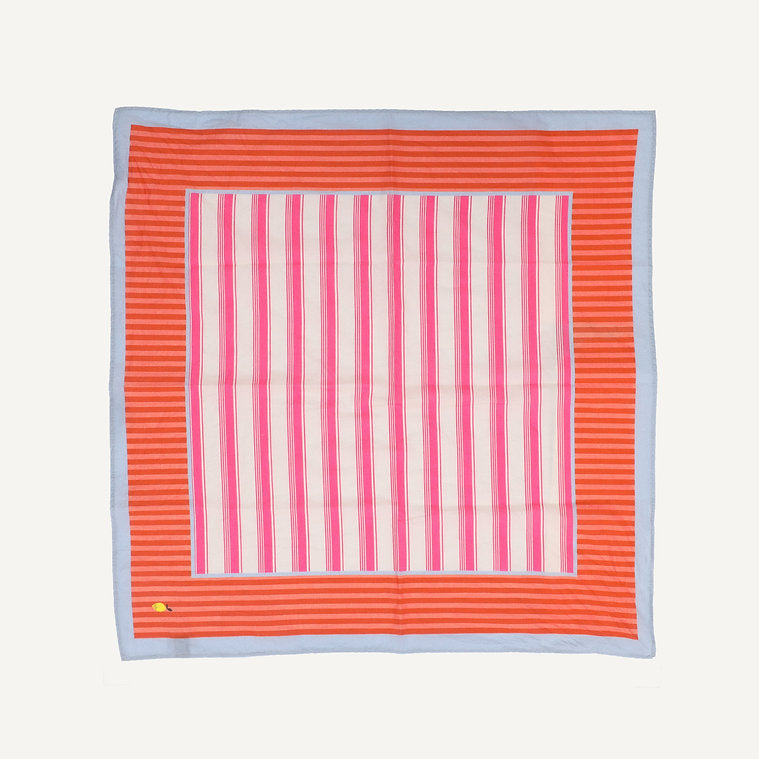 SCARF WONDERS OF THE DEEP SEA