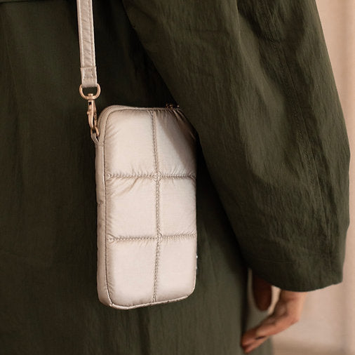LUCE PUFFY PHONE POUCH