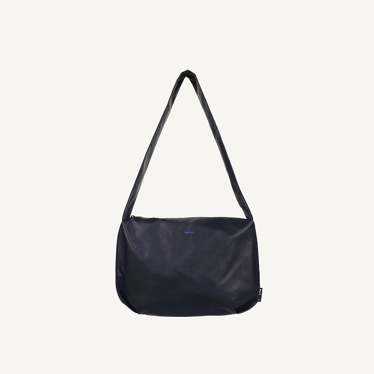 LOT BOLD CROSS BODY