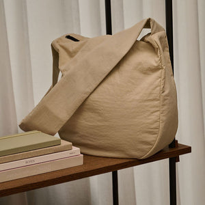 YUKA CROSS BODY SHOPPER