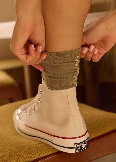 RUFFLED SOCKS