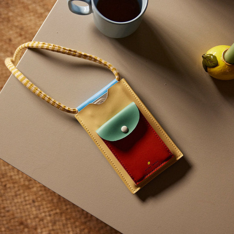 PHONE POUCH - WONDERS OF THE DEEP SEA