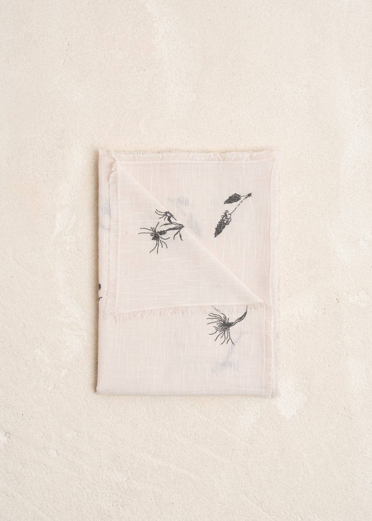 FEATHER FLOWER SCARF