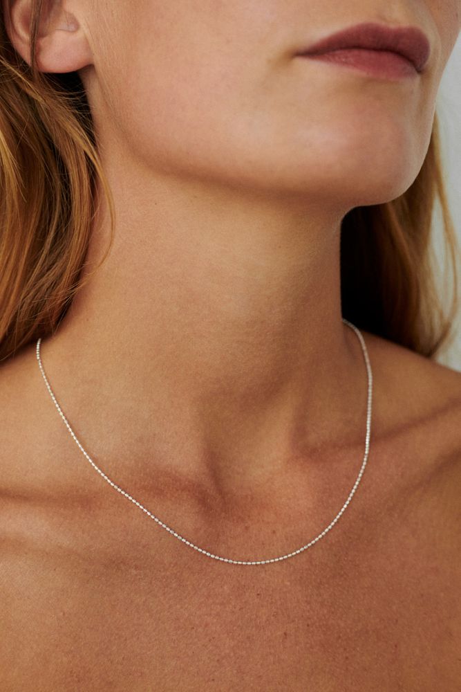 NELLY NECKLACE