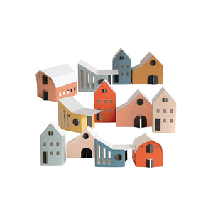 TINY HOUSES