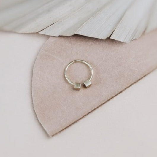 CUBE RING