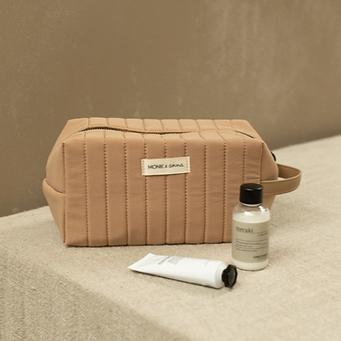 TOILETRY BAG PADDED