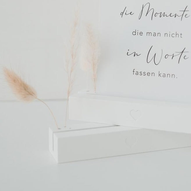 KARTEN- UND BLUMENSTÄNDER